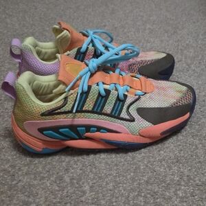 Pharrell Williams x adidas Crazy BYW 2.0 'Chalk Coral